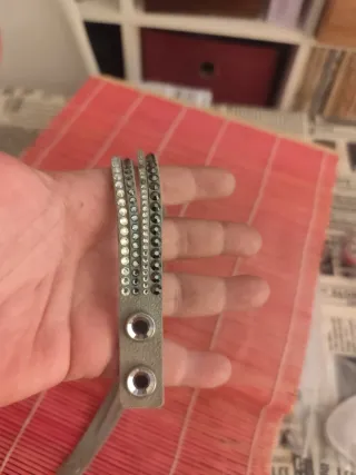 Pulsera Swarovski Cuero Gris con Cristales