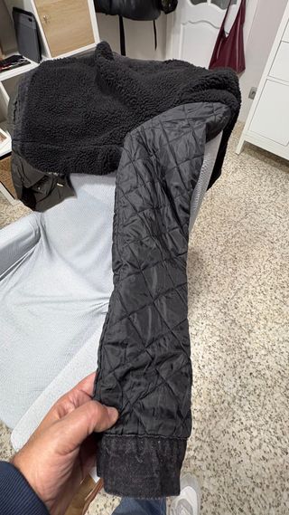 Chaqueta vaquera negra con forro