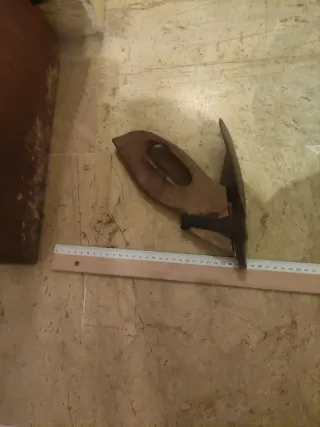 Azuela de madera antigua