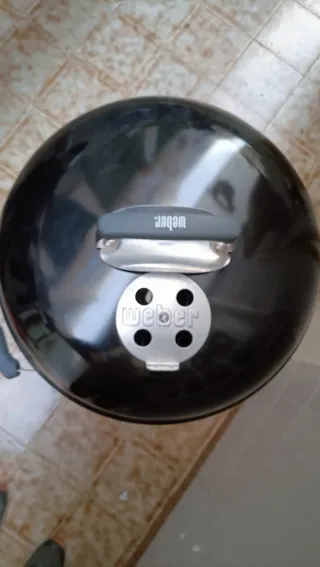 Barbacoa portátil Weber negra