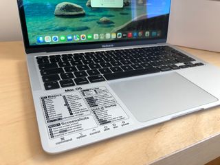 MacBook Air M1 2020 100% Batería