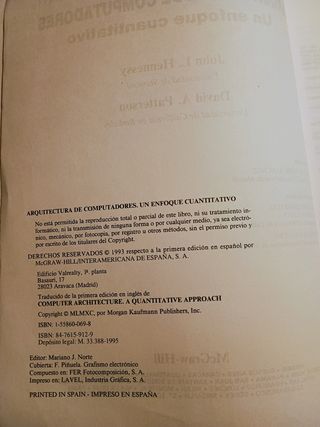Arquitectura de computadores un enfoque cuantit...
