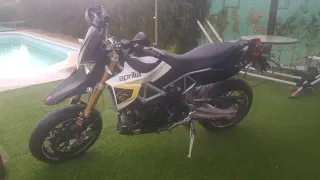 Moto Aprilia Dorsoduro 750 ABS