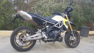 Moto Aprilia Dorsoduro 750 ABS