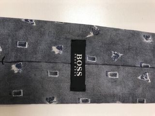 Corbata Hugo Boss seda natural