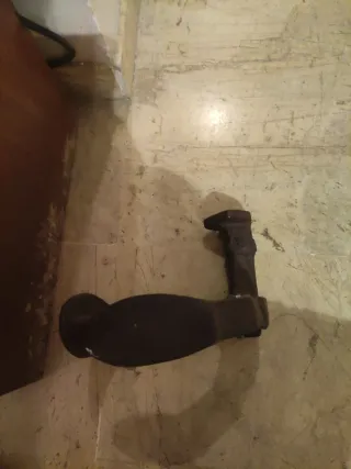 Yunque zapatero antiguo reparado