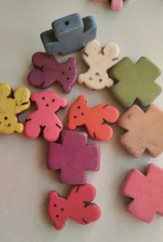 Lote abalorios corazón, oso, cruz sin estrenar