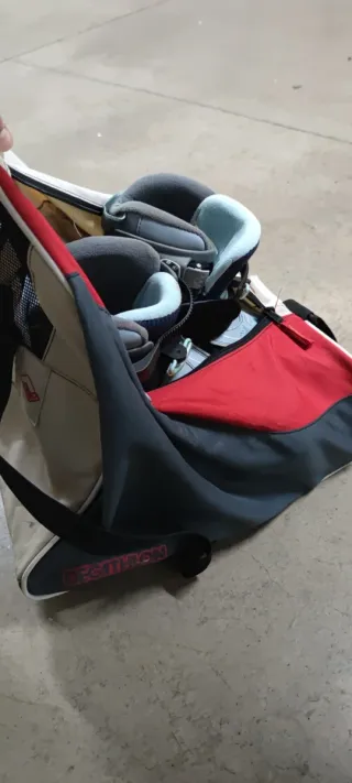 Patines en línea Decathlon y protecciones