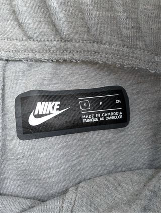 Pantalón chándal Nike gris