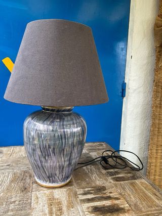 Lámpara de mesa cerámica diseño abstracto