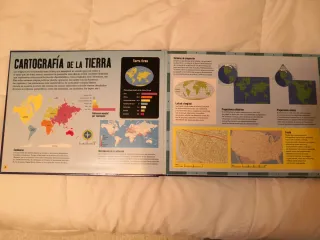 Atlas del mundo con mapas animados