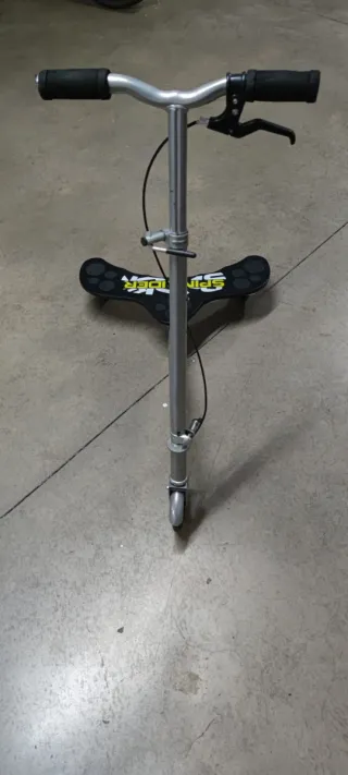 2 Patinetes de 3 Ruedas