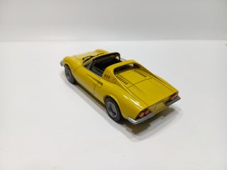 Ferrari Dino 246 GTS modello 1:43