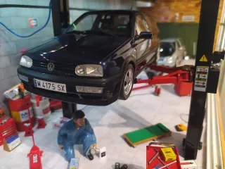Maqueta Golf III VR6 OTTO 1:18