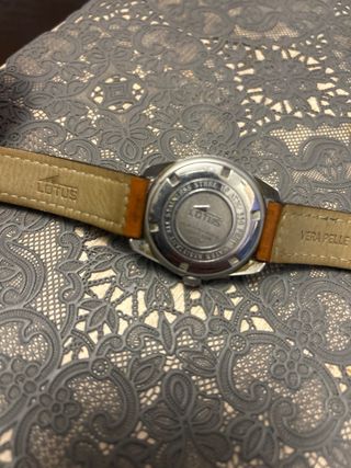 Reloj Lotus Cuarzo Cuero Marrón