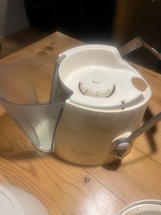 Exprimidor todo tipo de frutas y verduras Moulinex