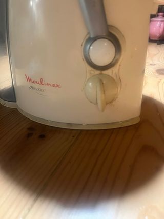 Exprimidor todo tipo de frutas y verduras Moulinex