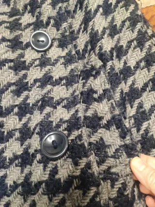 Abrigo de lana con foulard