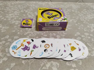 Lote con 4 Juegos de mesa.