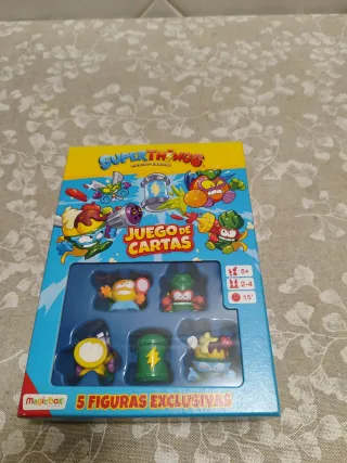 Lote con 4 Juegos de mesa.