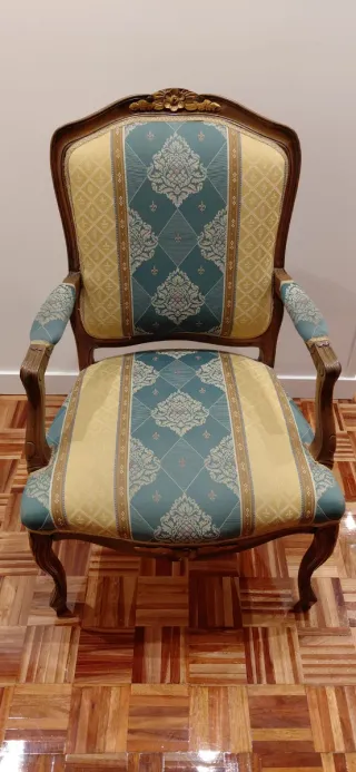 Sillón clásico estilo Luis XV