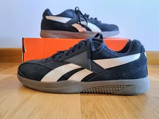 Zapatillas deportivas Reebok negras y blancas