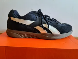 Zapatillas deportivas Reebok negras y blancas