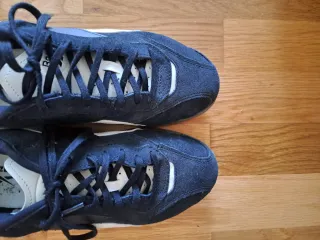 Zapatillas deportivas Reebok negras y blancas