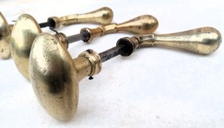 Manilla de puerta latón