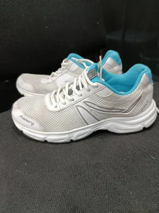Zapatillas Kalenji Gimnasio Blancas y Azules