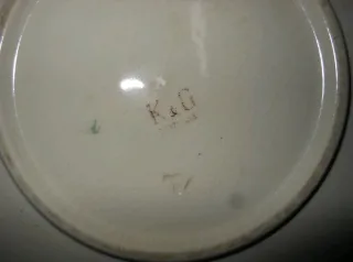 Piatto in terraglia con scena militare