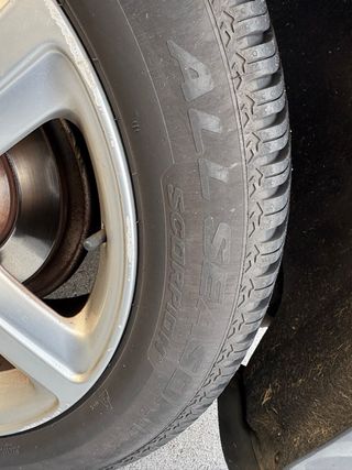 4 Neumáticos Pirelli 4 estaciones 235/55/19 105W