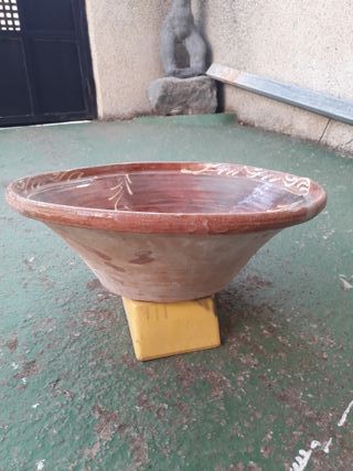 Lebrillo antiguo de cerámica