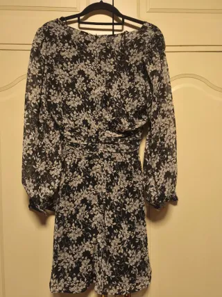 Vestido corto Zara floral