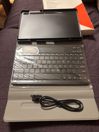 Funda Tablet + Teclado Inalámbrico