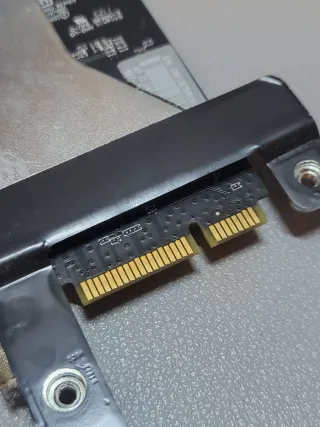 Soporte y Tarjeta WiFi iMac 21.5 2011