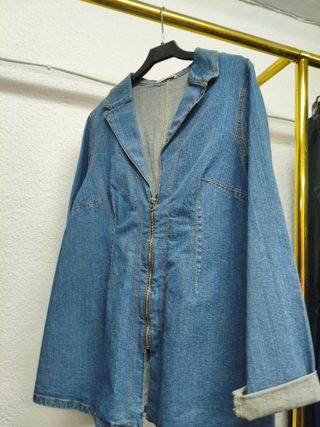 Chaqueta vaquera premamá con cremallera