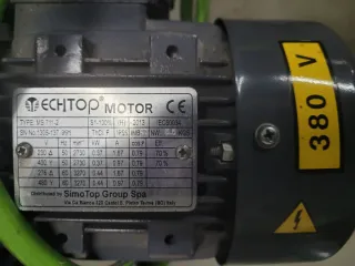 Extractor de aire industrial