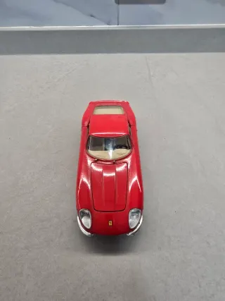 Ferrari 275 GTB/4 año 1966 Bburago escala 1/24