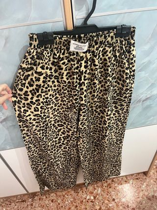 Pantalón leopardo
