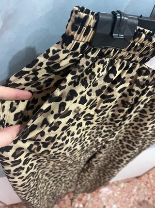 Pantalón leopardo