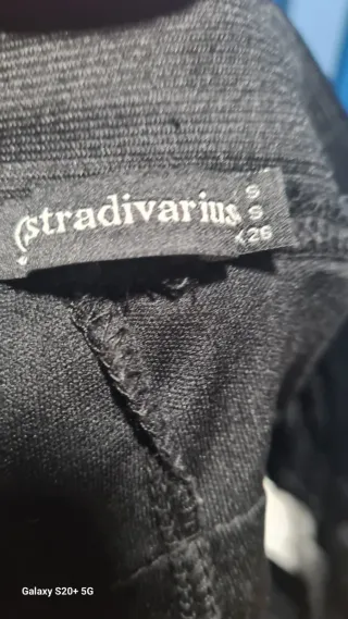 Falda de plumas negra Talla S