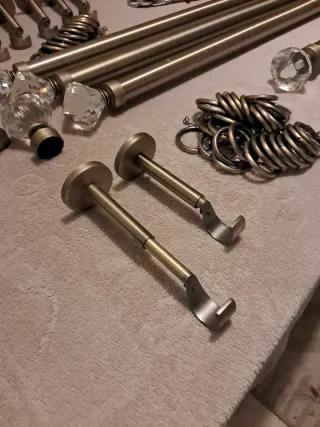 4 Barras de metalicas bronce con remate de cristal