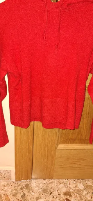 Sudadera de punto roja
