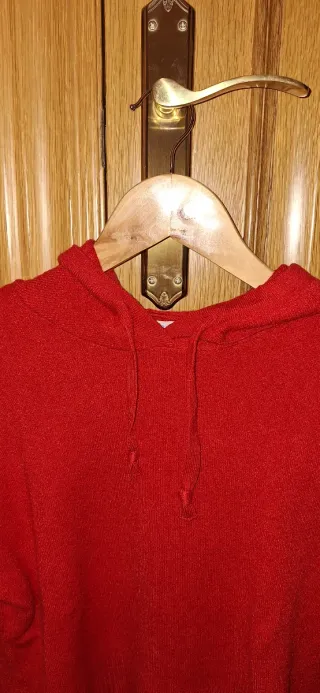 Sudadera de punto roja