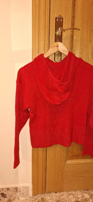 Sudadera de punto roja