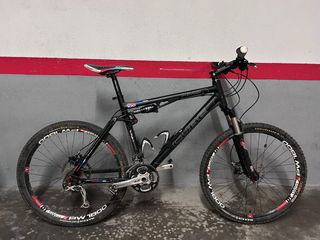 Bicicleta CUBE AMS Talla 26” (vendo por no usar)