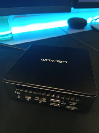 Mini PC GEEKOM MiniAir 11 Negro