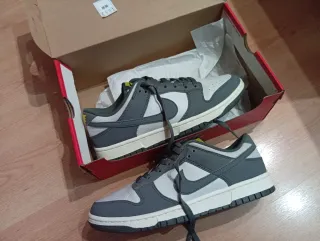 Nike Dunk Gris y Blanco