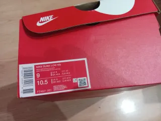 Nike Dunk Gris y Blanco